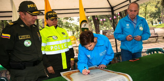 Imagen firma de pacto